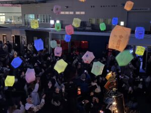 スカイランタン 燕市 2025年 12月20日